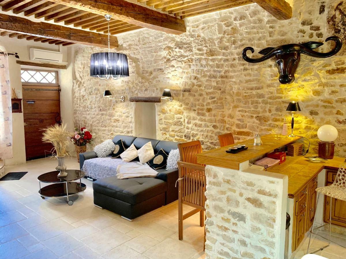 Authentique Bijou Coeur D'Orange A 2 Pas Du Theatre Antique! Villa Luaran gambar
