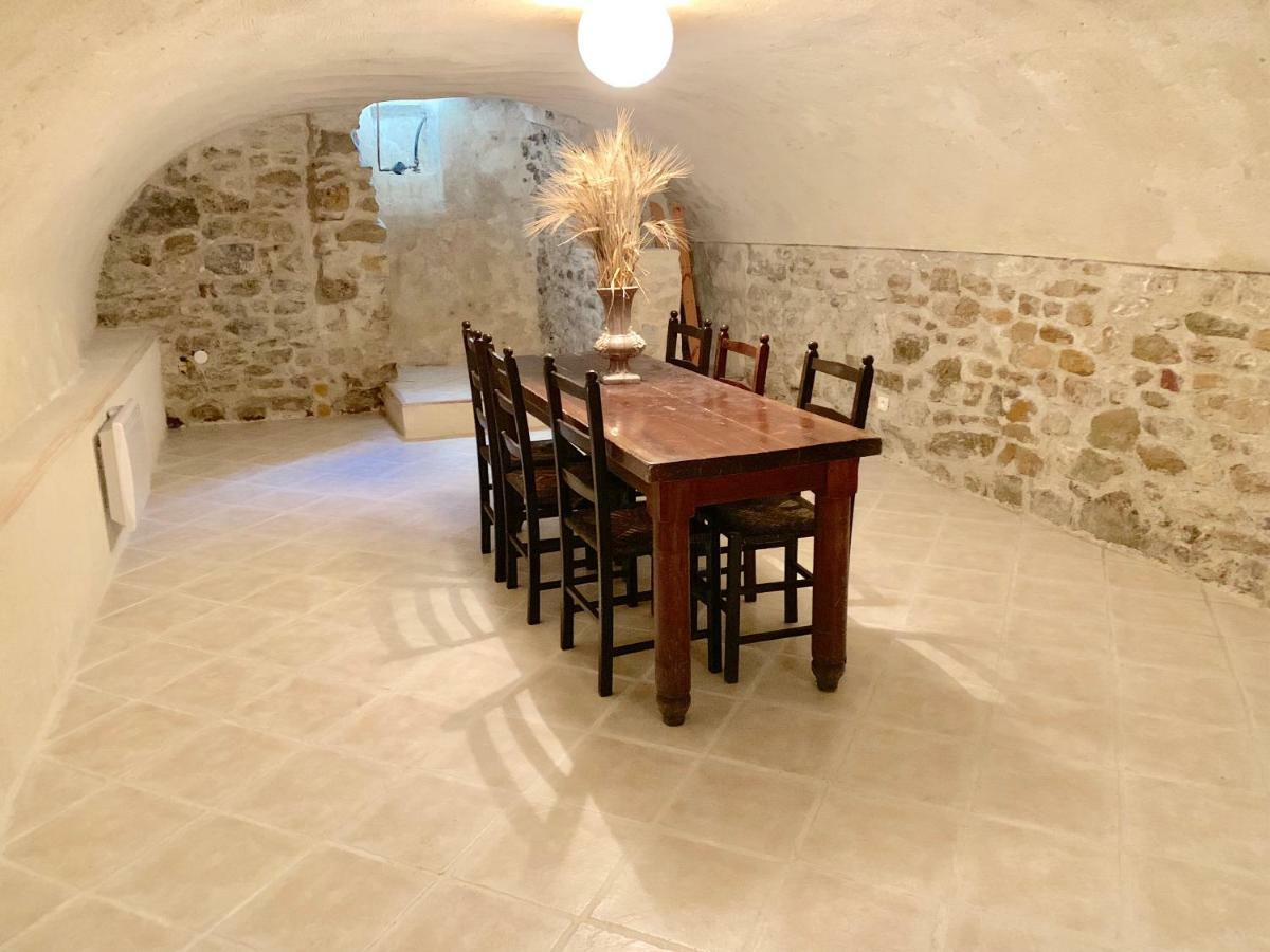 Authentique Bijou Coeur D'Orange A 2 Pas Du Theatre Antique! Villa Luaran gambar