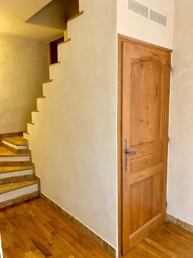 Authentique Bijou Coeur D'Orange A 2 Pas Du Theatre Antique! Villa Luaran gambar